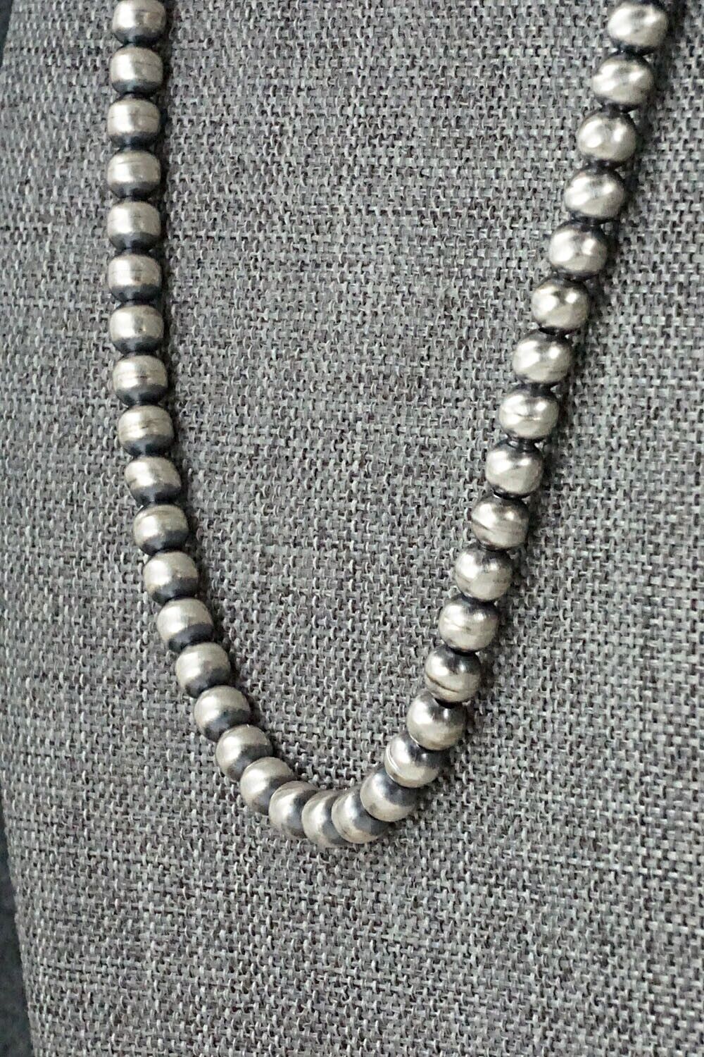 Sterling Silver Navajo Pearl Necklace 18" - Bryannen Halwood