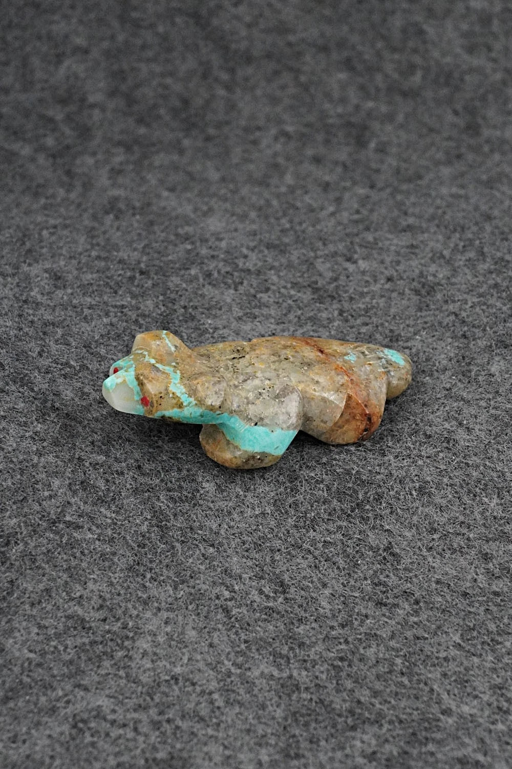 Badger Zuni Fetish Carving - Kenric Laiwakete