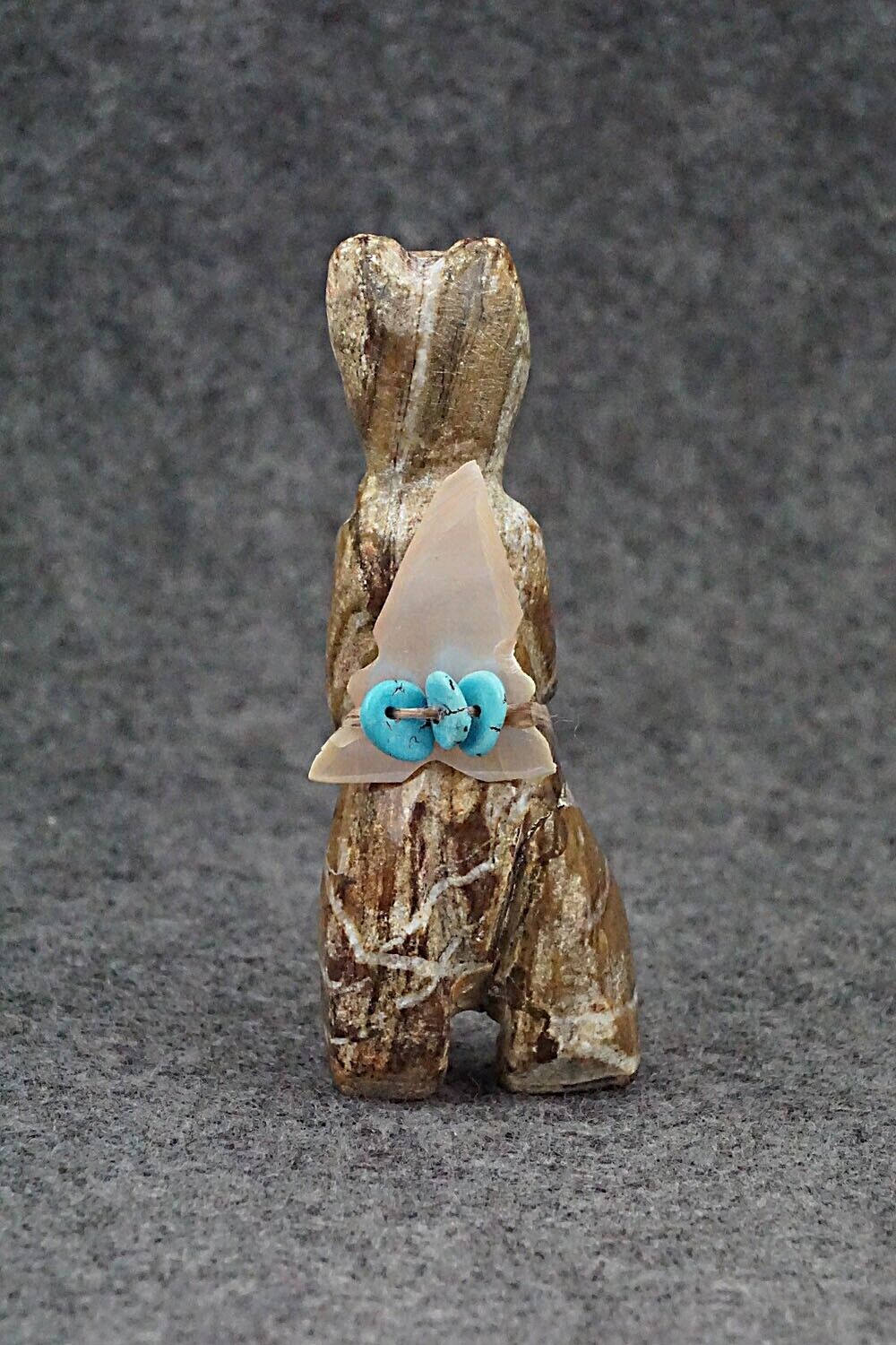Bear Zuni Fetish Carving - Ariane Quam