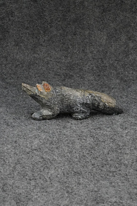 Wolf Zuni Fetish Carving - Tony Mackel