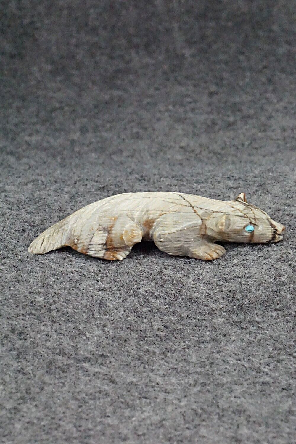 Badger Zuni Fetish Carving - Lance Cheama