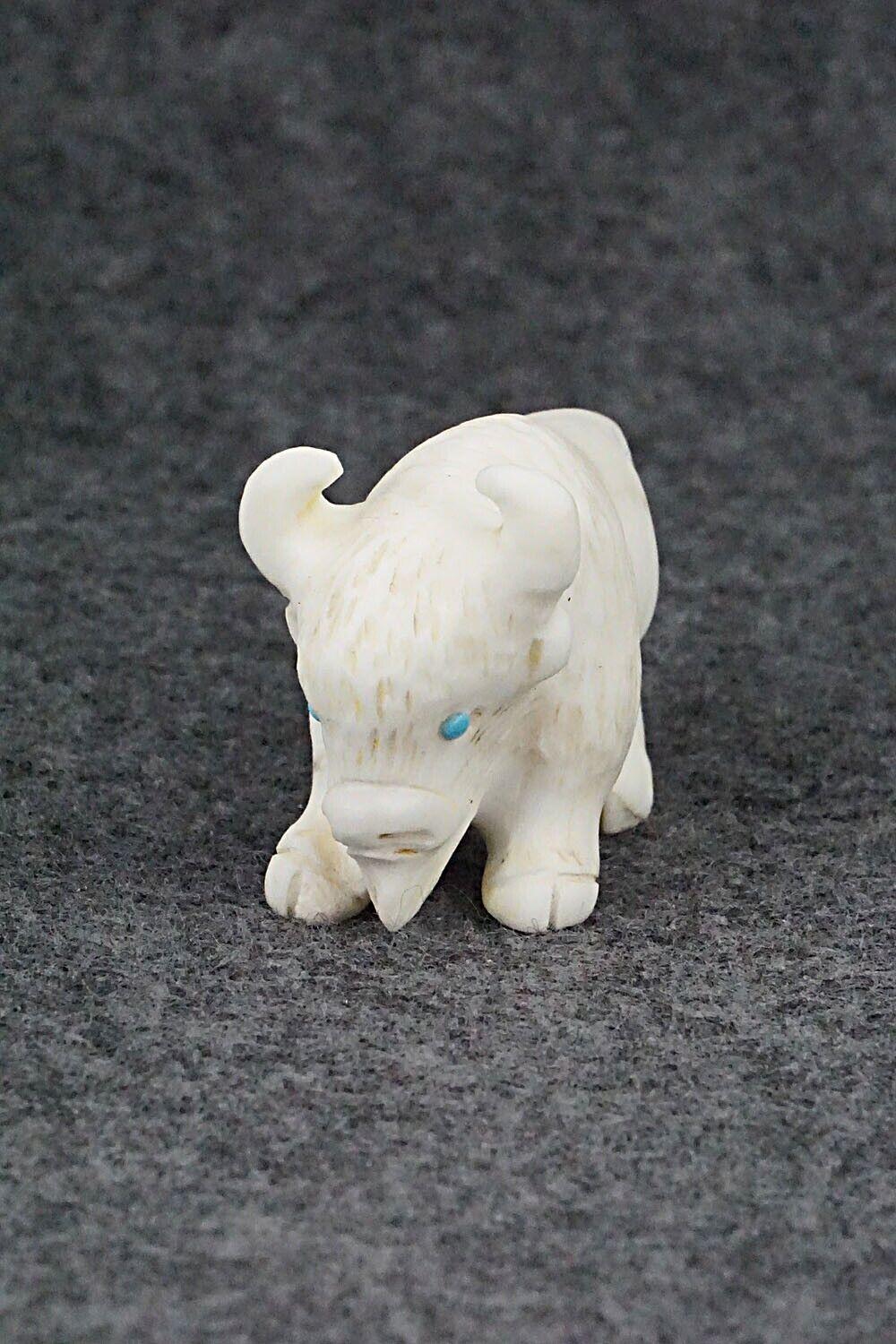 Buffalo Zuni Fetish Carving - Wilfred Cheama