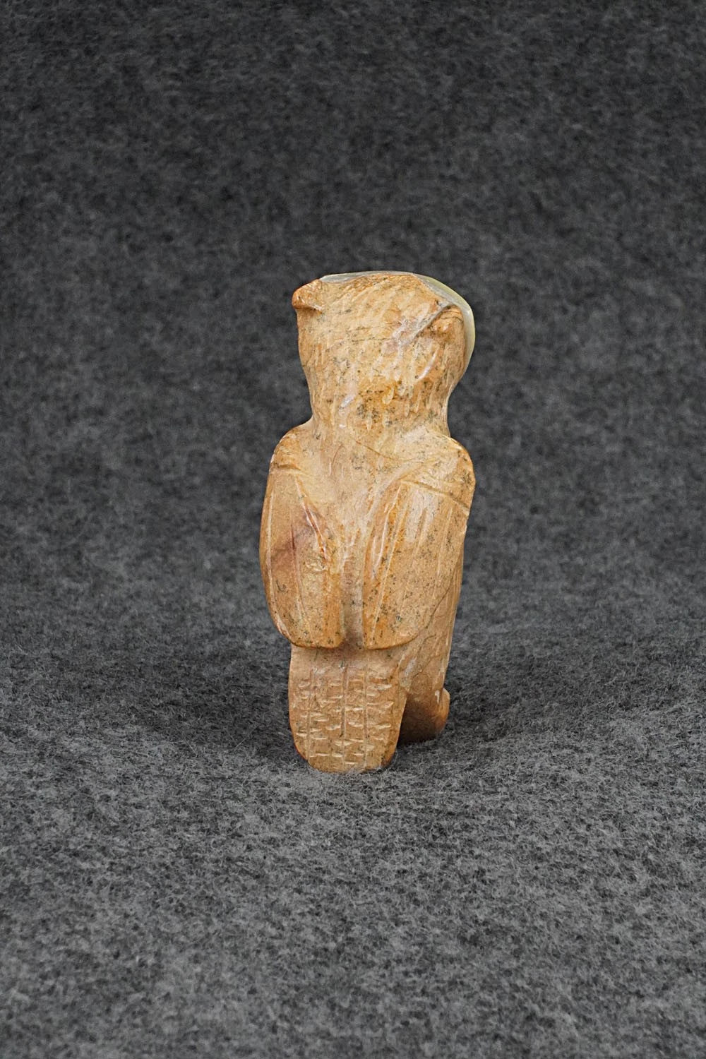 Owl Zuni Fetish Carving - Freddie Leekya