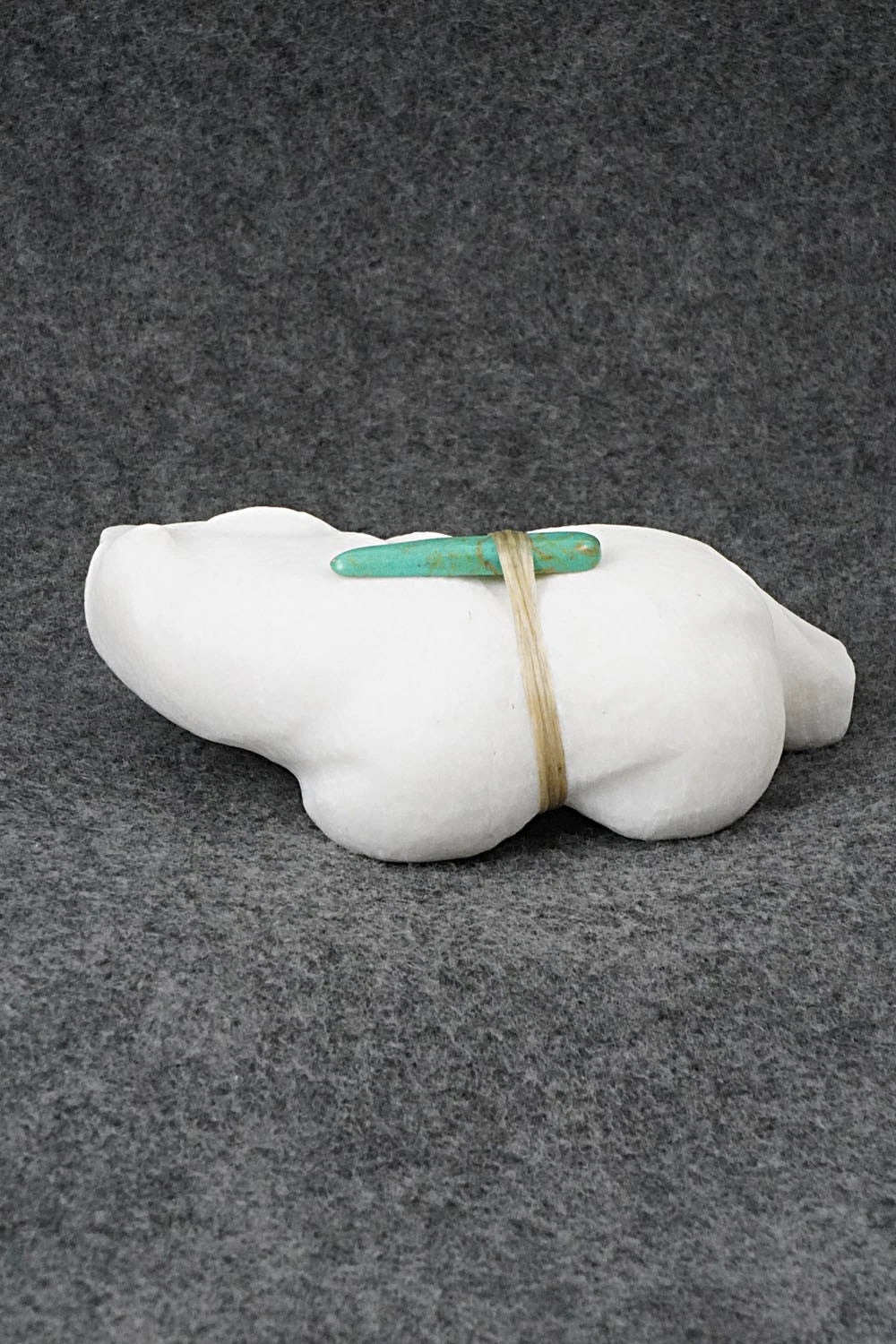 Bear Zuni Fetish Carving - Herbert Halate