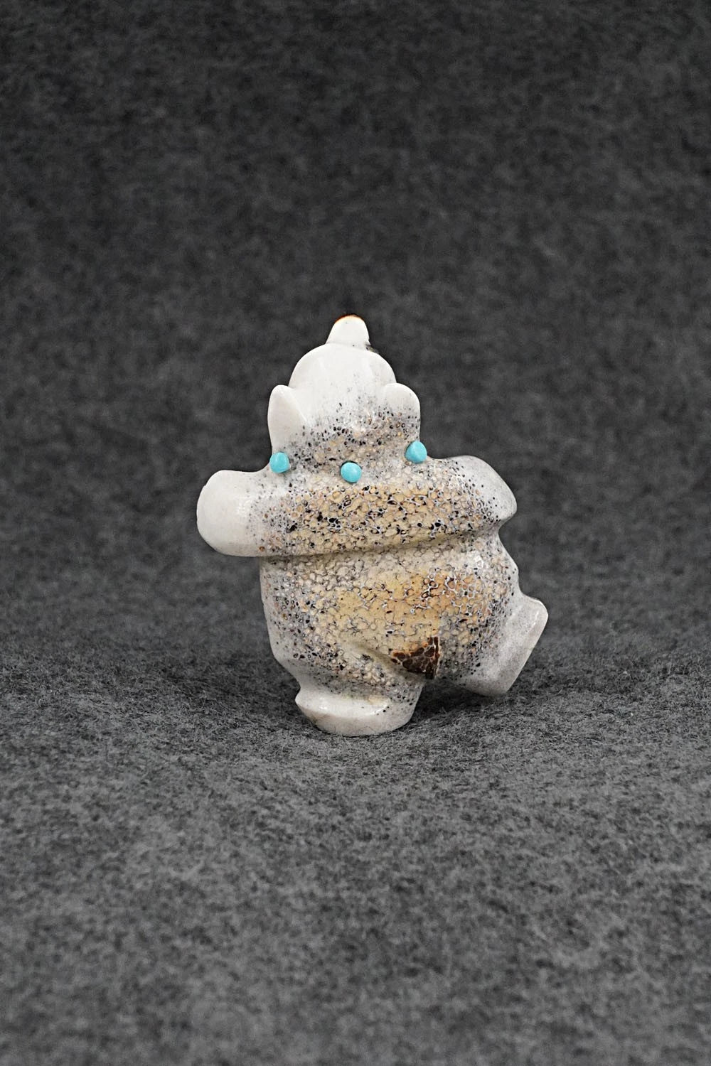 Dancing Bear Zuni Fetish Carving - Claudia Peina