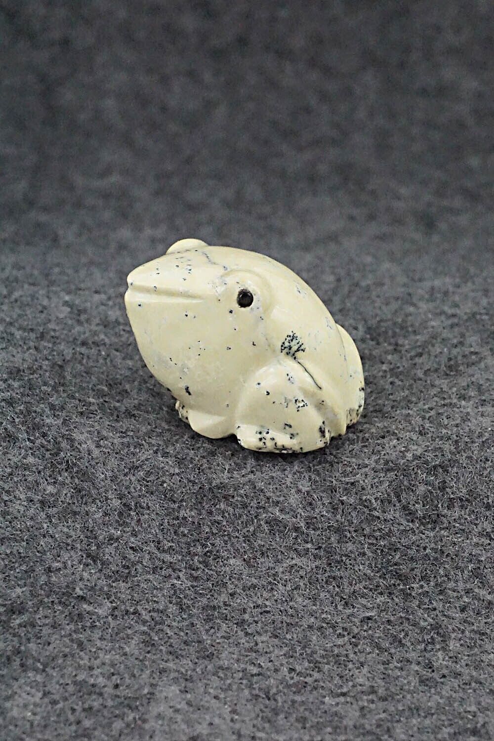 Frog Fetish Carving - Roy Davis