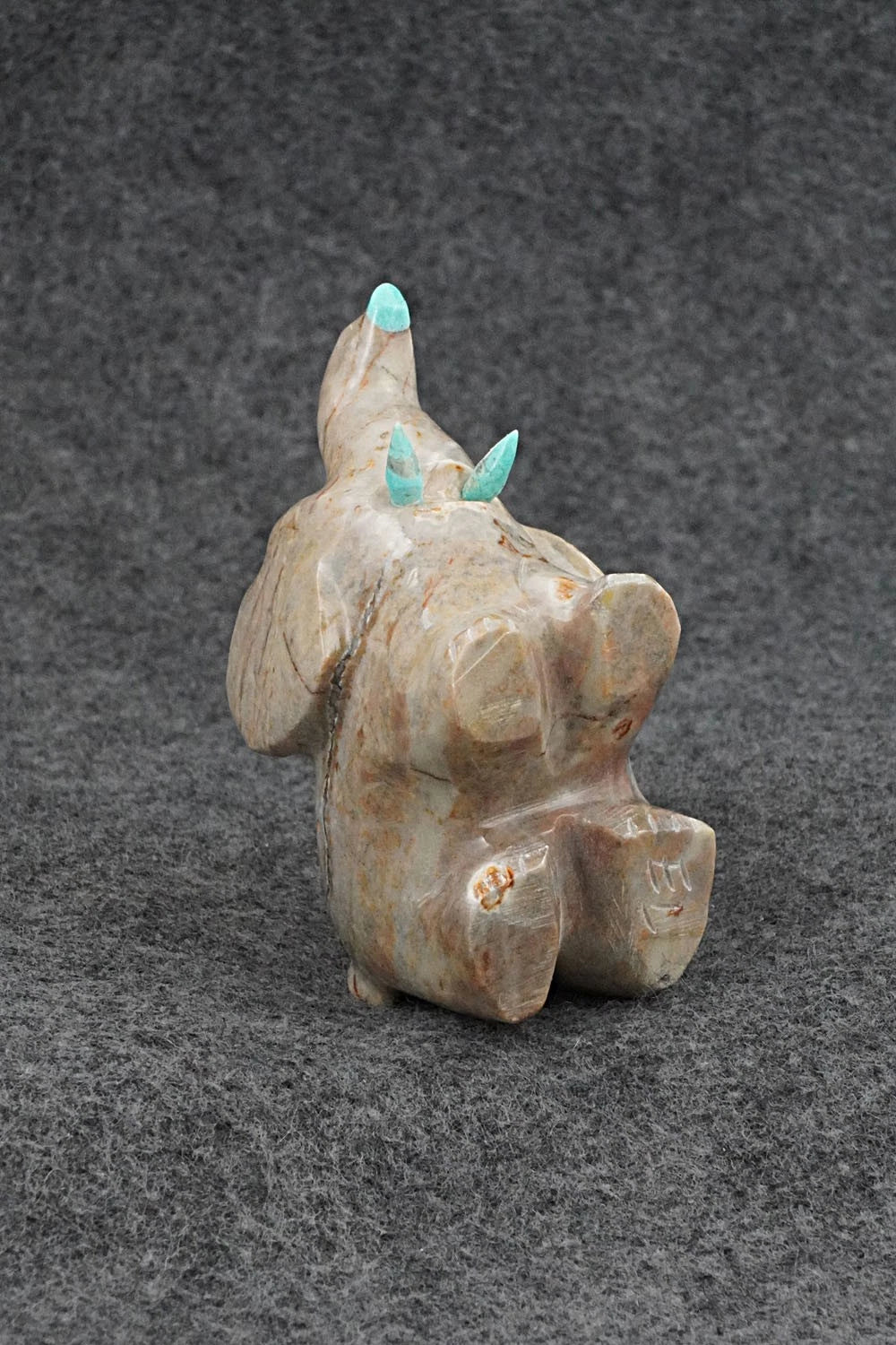 Elephant Zuni Fetish Carving - Enrike Leekya