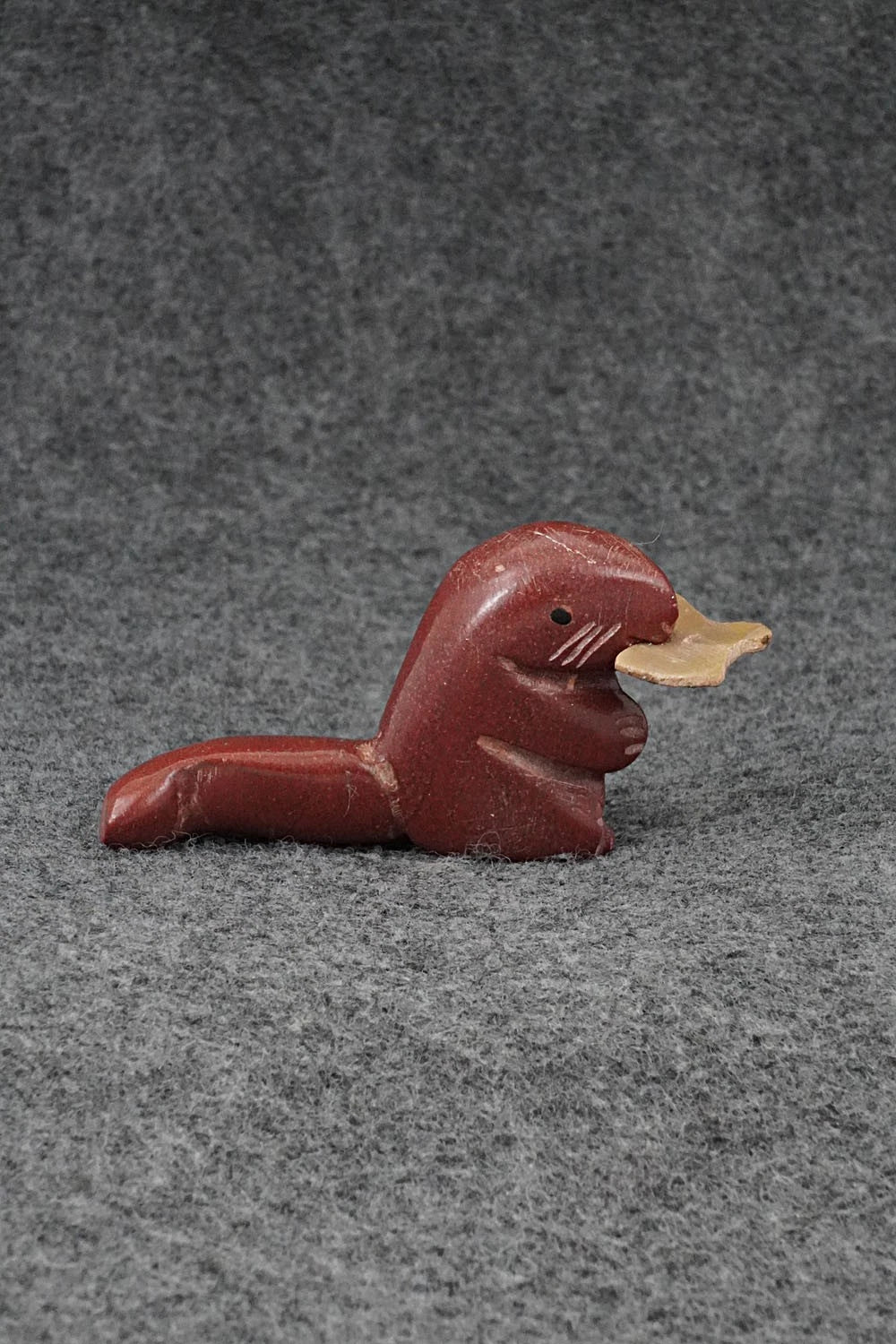 Otter Zuni Fetish Carving - Justin Red Elk