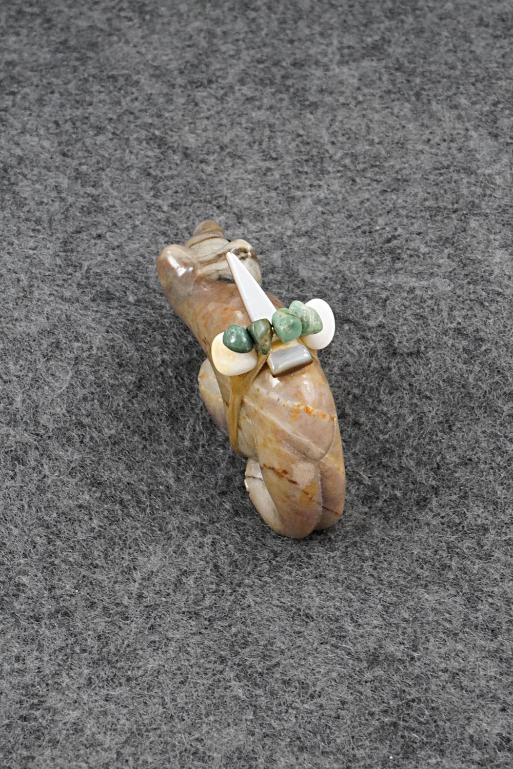 Bear Zuni Fetish Carving - Randy Lucio