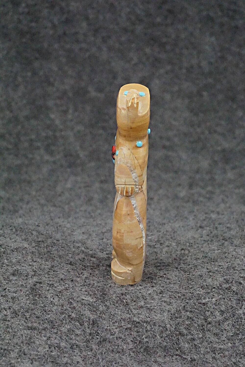 Bear Zuni Fetish Carving - Danette Laate