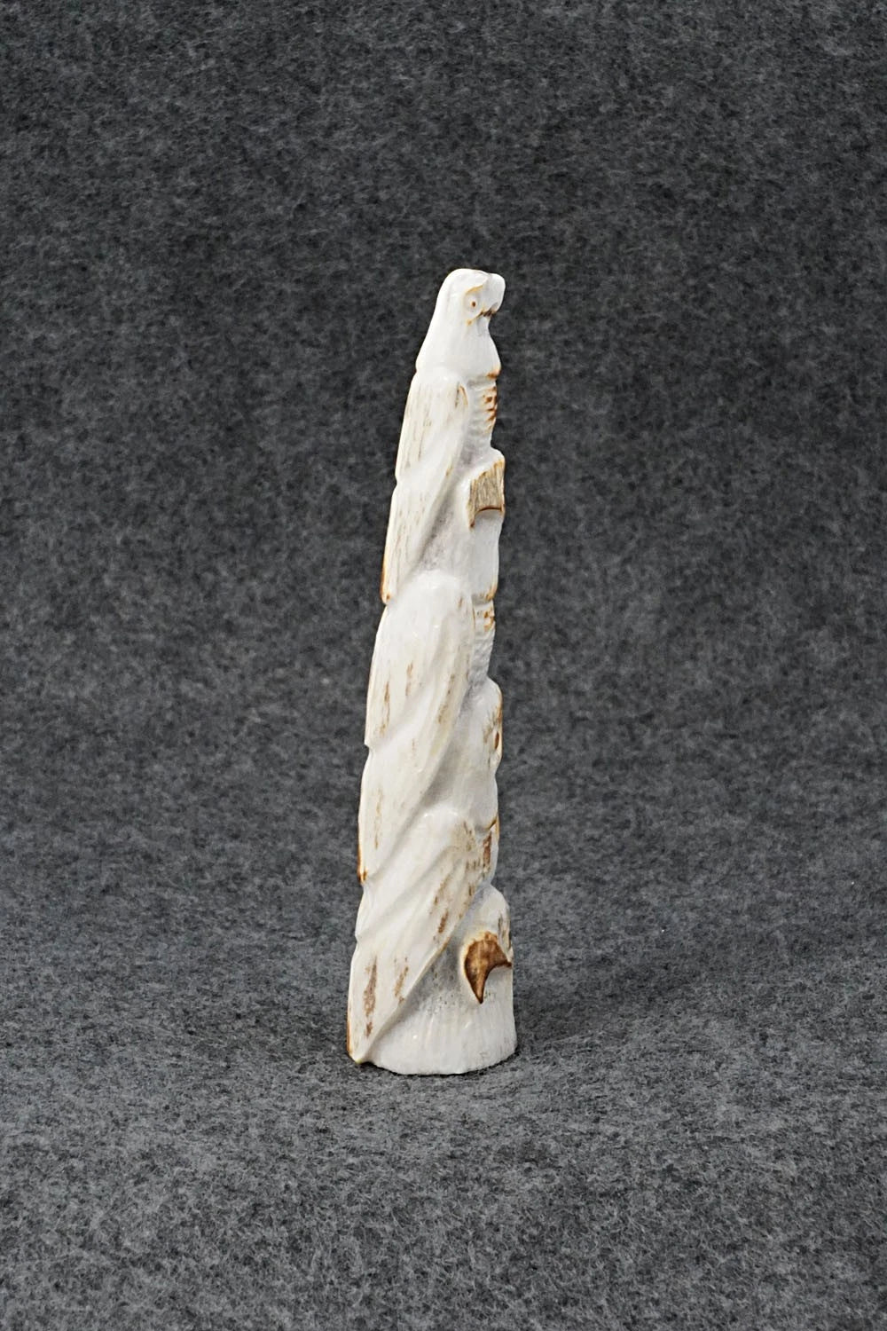 Eagle Zuni Fetish Carving - Maxx Laate
