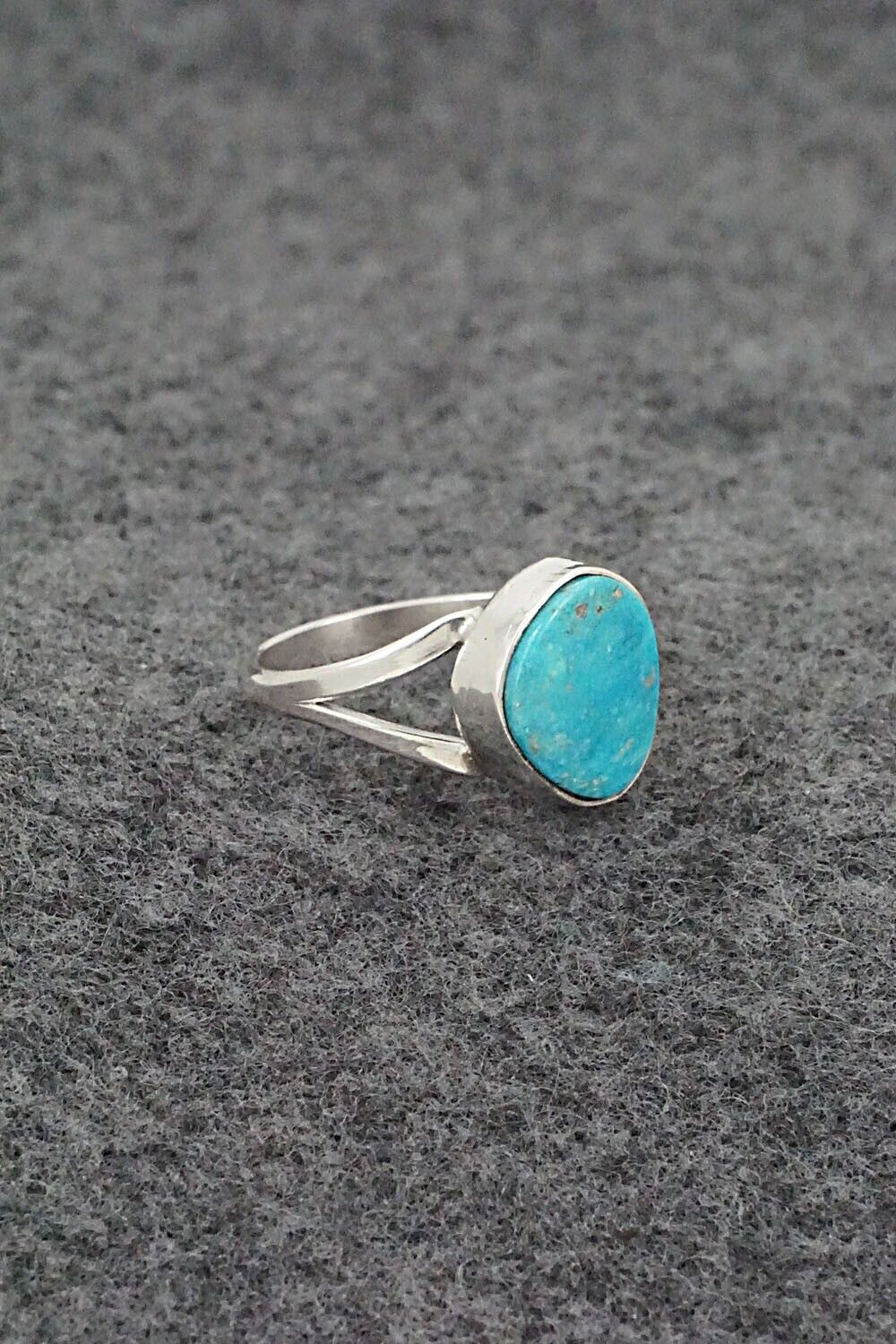 Turquoise & Sterling Silver Ring - Theresa Smith - Size 7