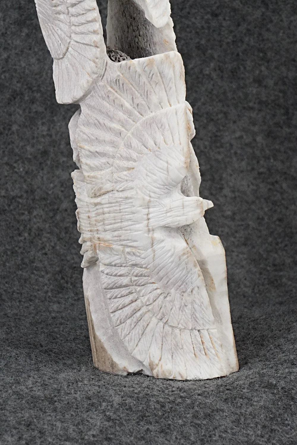 Eagles Zuni Fetish Carving - Lewis Malie