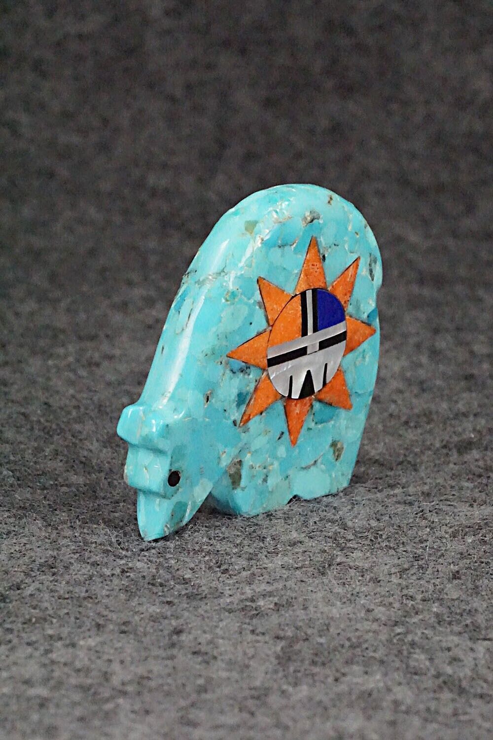 Bear Zuni Fetish Carving - Andres Lementino
