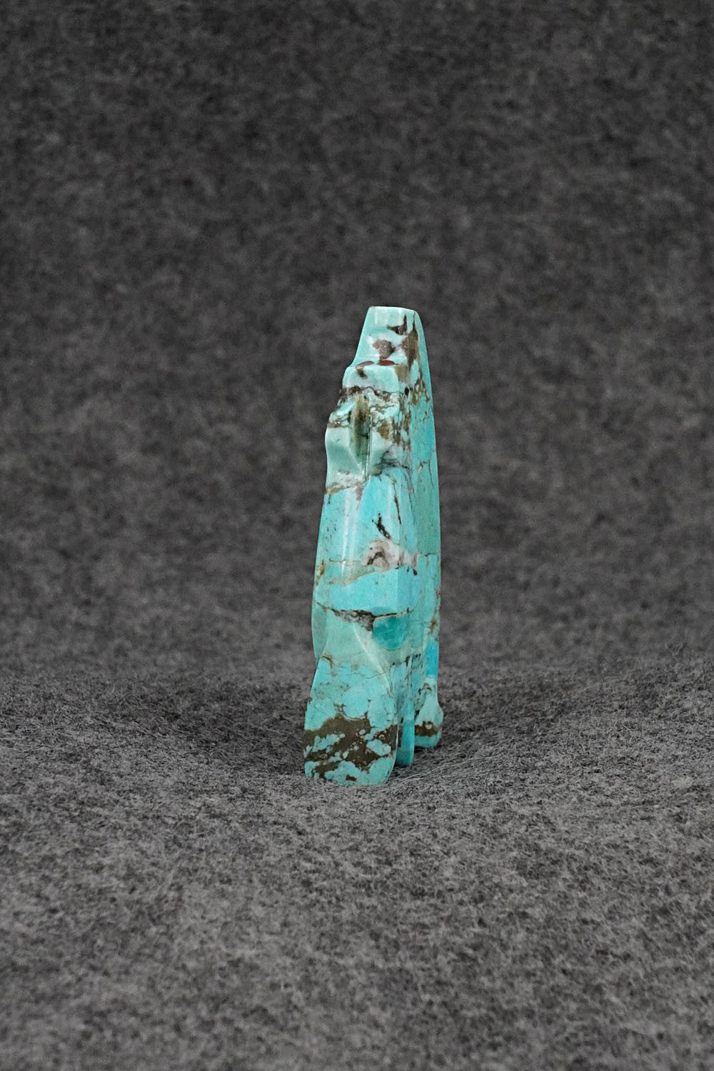 Wolf Zuni Fetish Carving - Bernard Laiwakete