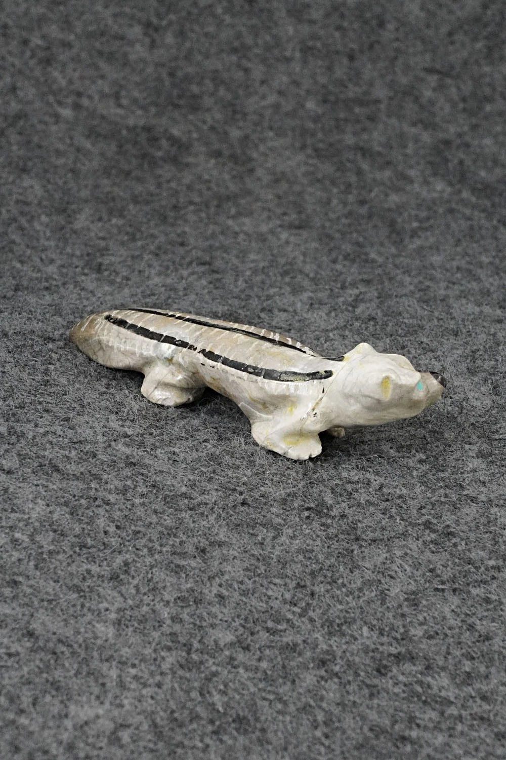 Badger Zuni Fetish Carving - Freddie Leekya