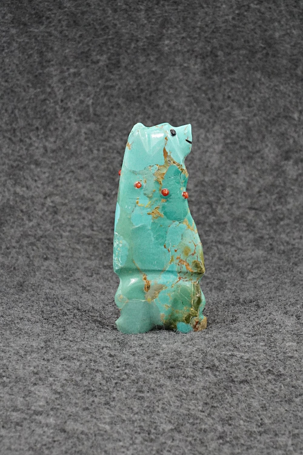 Bear Zuni Fetish Carving - Claudia Peina