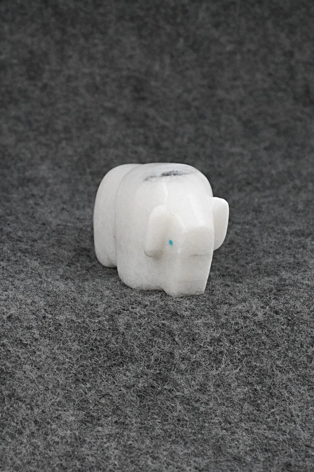 Buffalo Zuni Fetish Carving - Abby Quam Panteah
