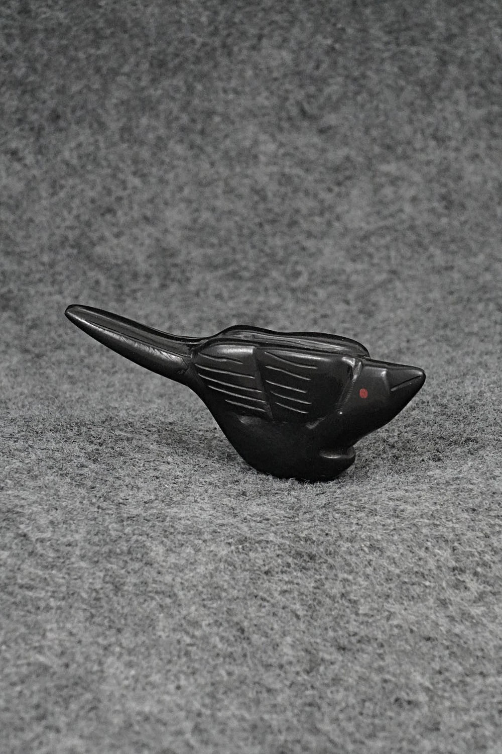 Bird Zuni Fetish Carving - Justin Red Elk