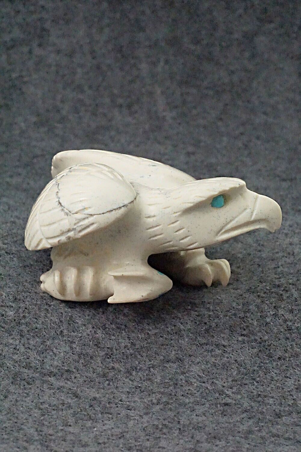 Eagle with Rabbit Zuni Fetish Carving - Albert Eustace Sr.