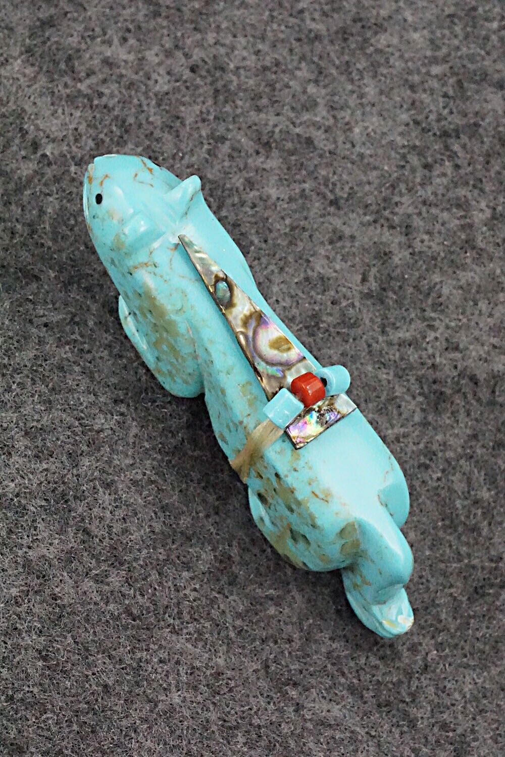 Mountain Lion Zuni Fetish Carving - Alex Tsethlikai