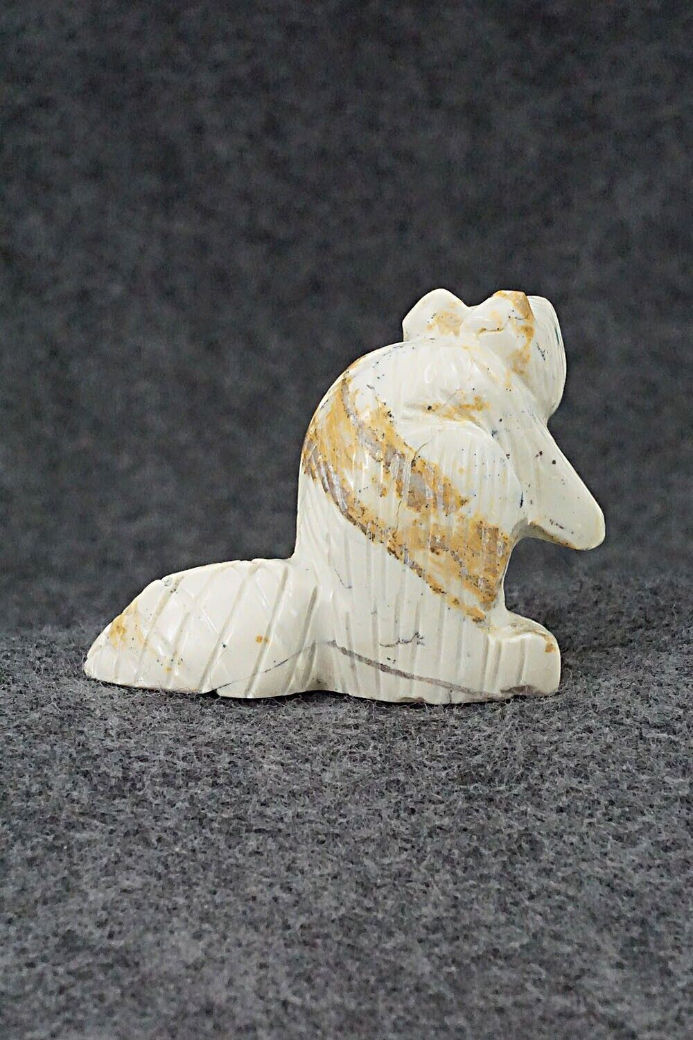 Beaver Zuni Fetish Carving - Gilbert Lonjose