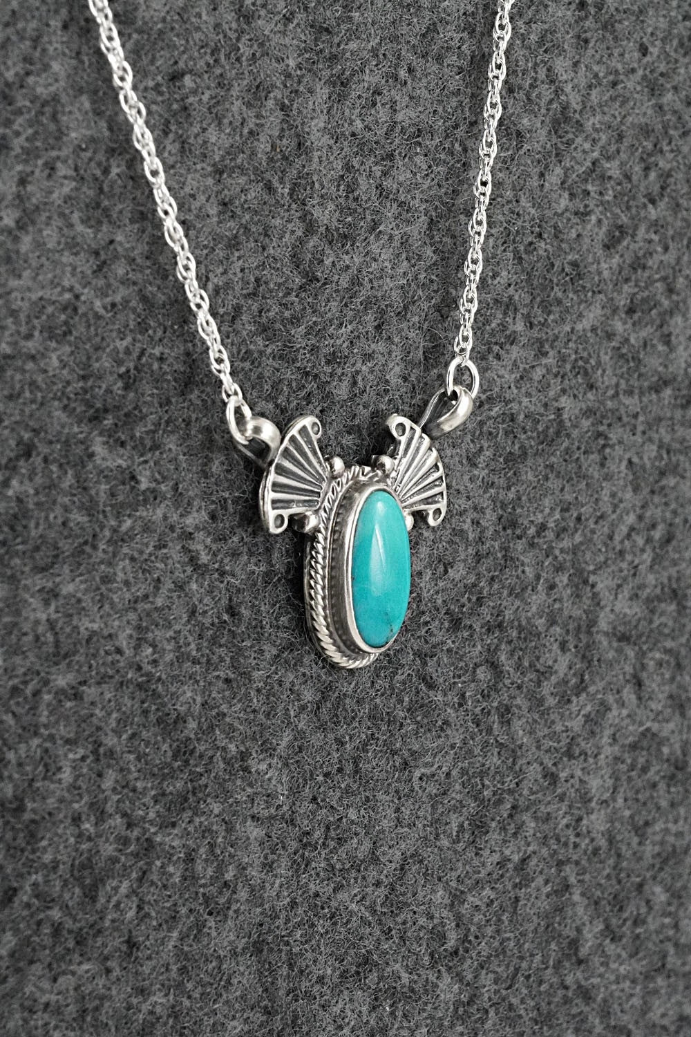 Turquoise & Sterling Silver Necklace - Verley Betone