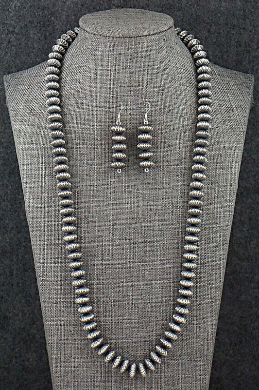 Sterling Silver Navajo Pearl Necklace & Earrings - Presley Haley