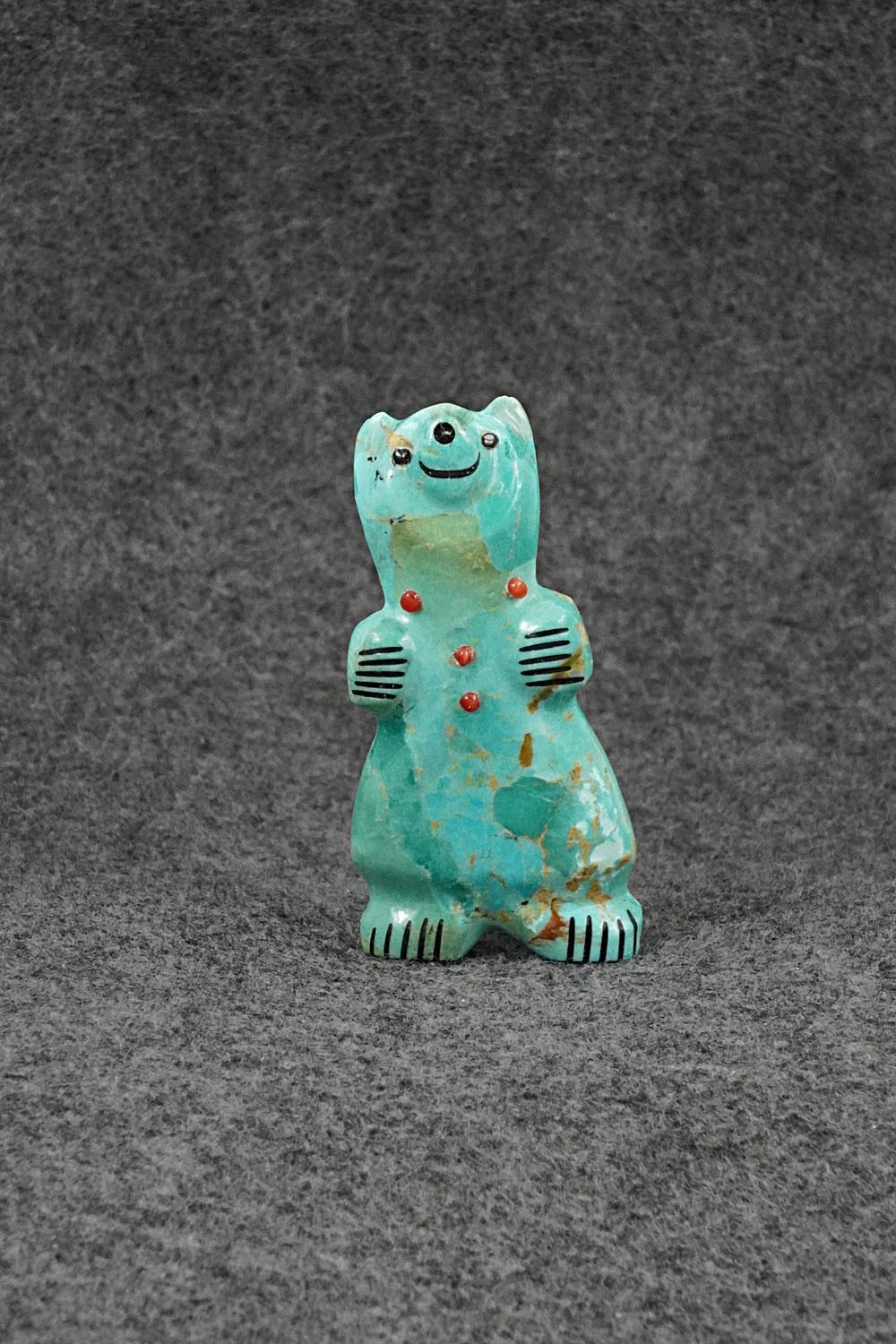 Bear Zuni Fetish Carving - Claudia Peina