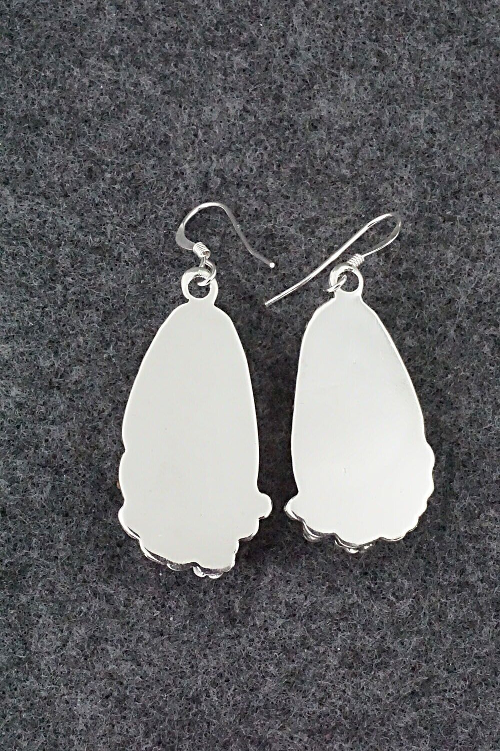 Spiny Oyster & Sterling Silver Earrings - Fannie Platero
