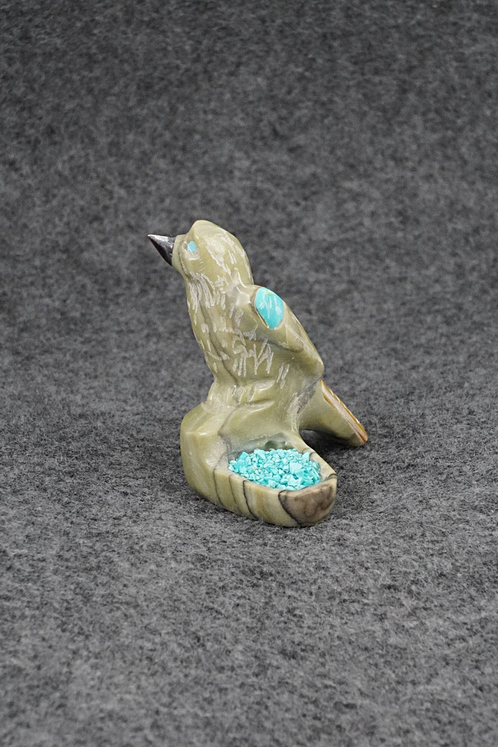 Bird Zuni Fetish Carving - Freddie Leekya