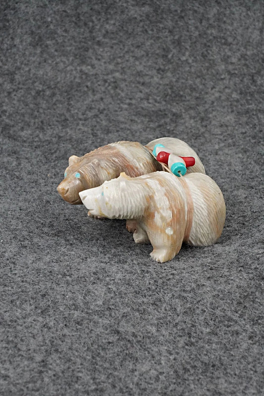 Bear Zuni Fetish Carving - Farlan & Paulette Quam