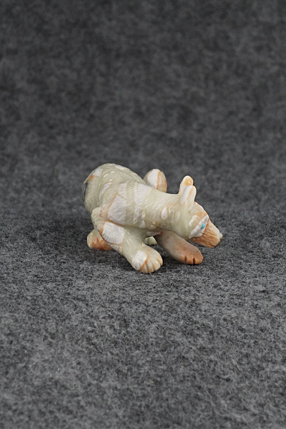 Wolf Zuni Fetish Carving - Wayne Cheama