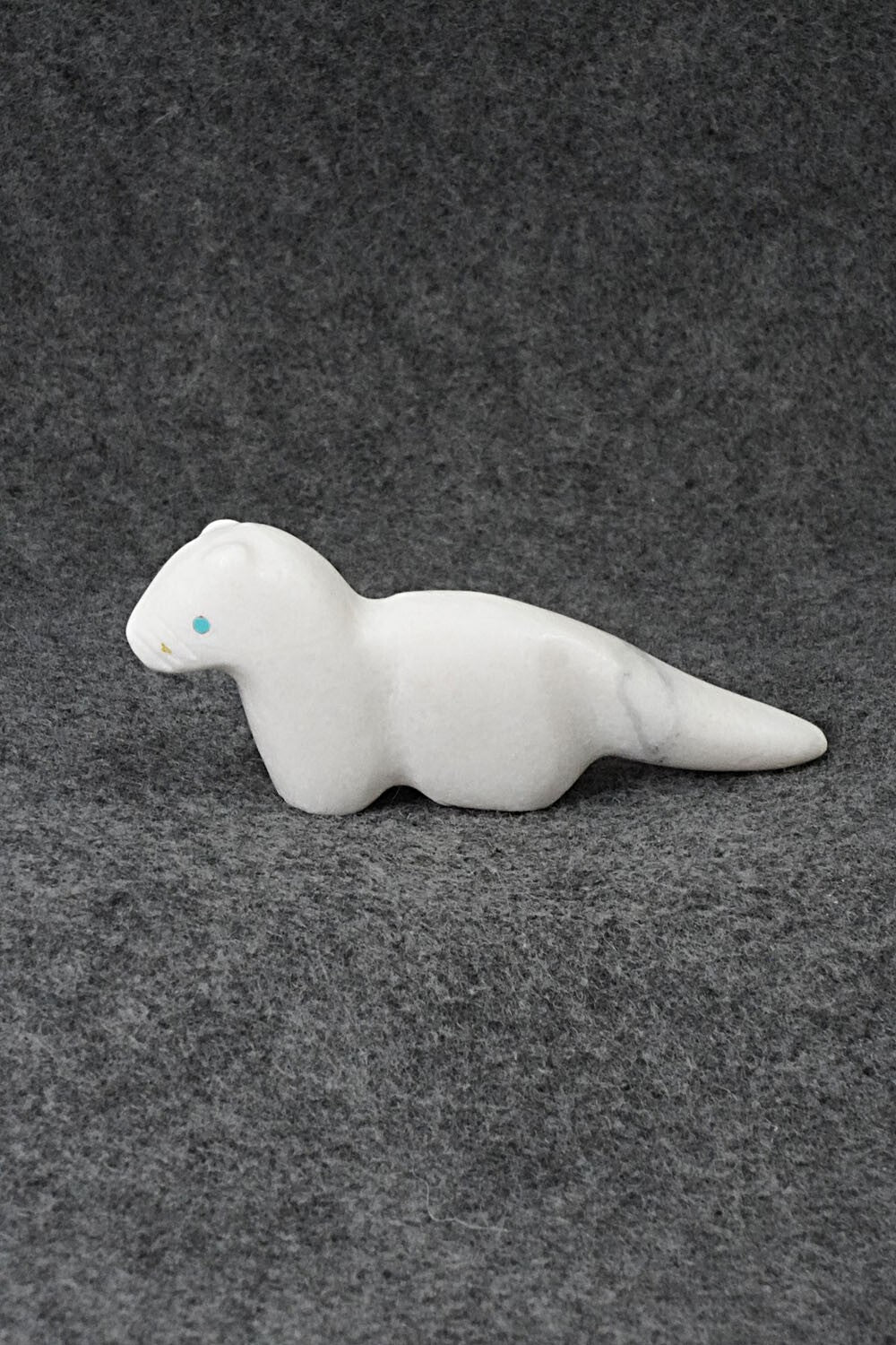 Otter Zuni Fetish Carving - Herbert Halate