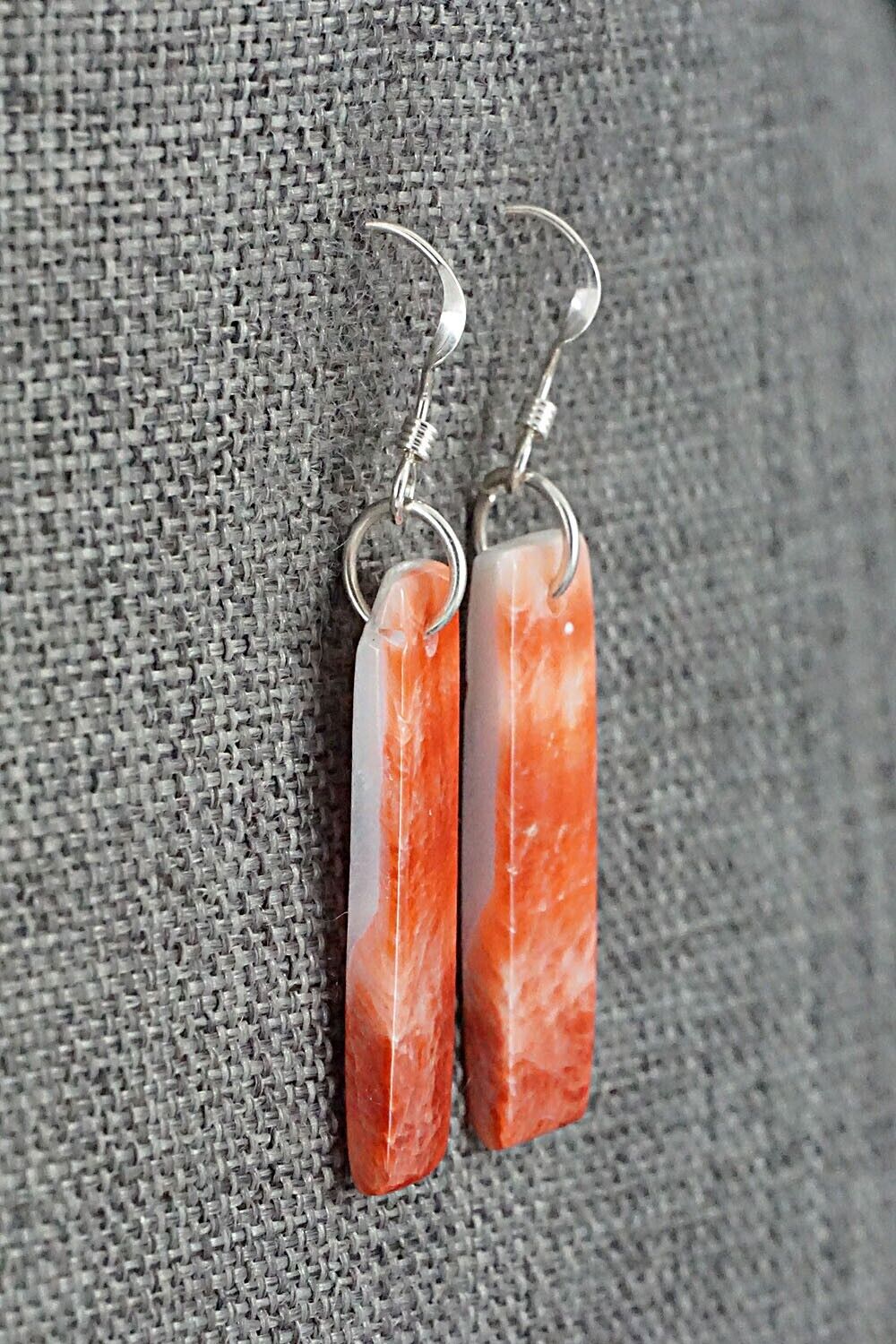 Spiny Oyster & Sterling Silver Earrings - Jesus Espino