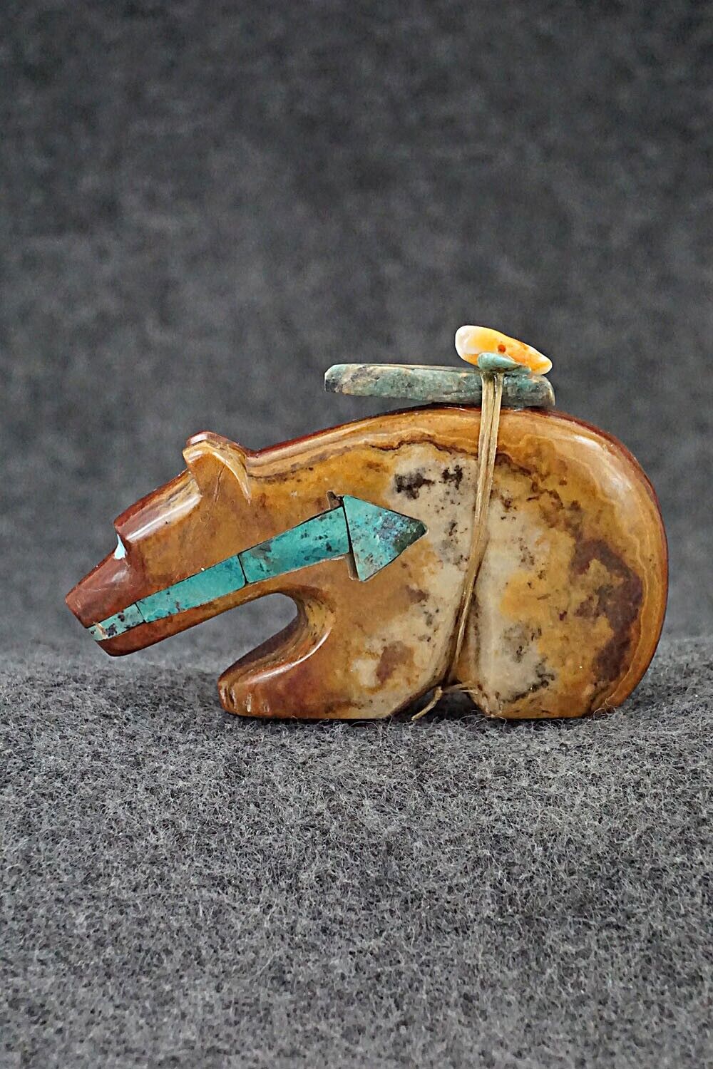 Bear Zuni Fetish Carving - Donovan Laiwakete