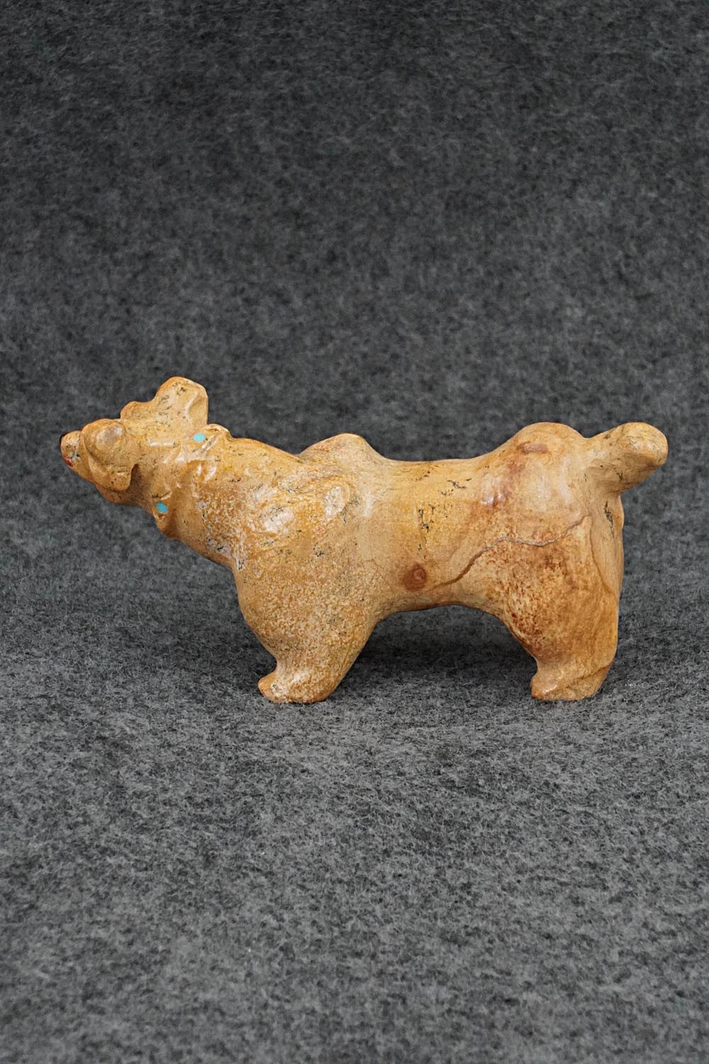Dog Zuni Fetish Carving - Freddie Leekya