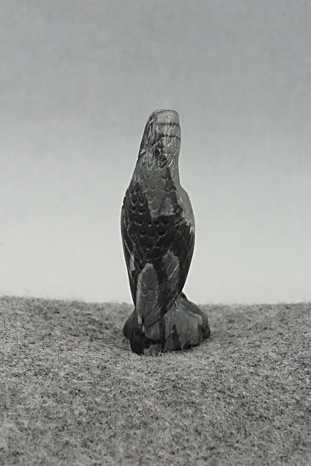 Eagle Zuni Fetish Carving - Lance Cheama