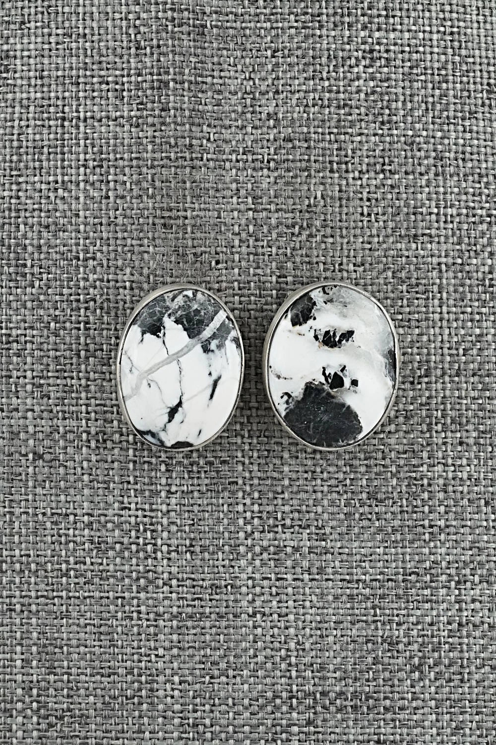 White Buffalo & Sterling Silver Necklace and Earrings Set - Darrin Livingston