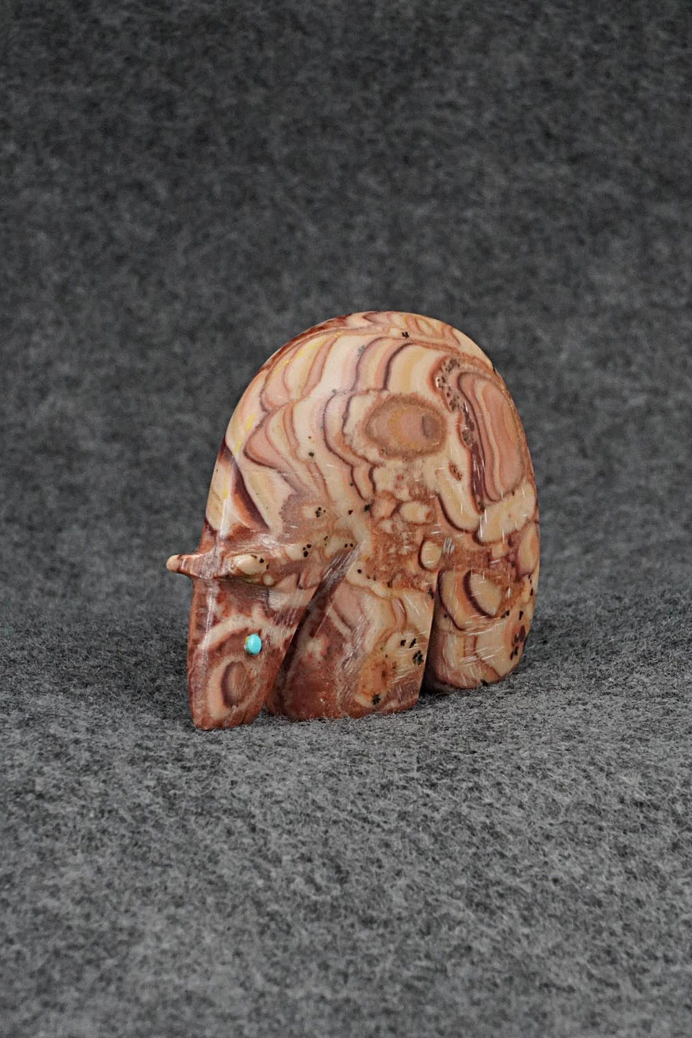 Bear Zuni Fetish Carving - Ronnie Lunasee
