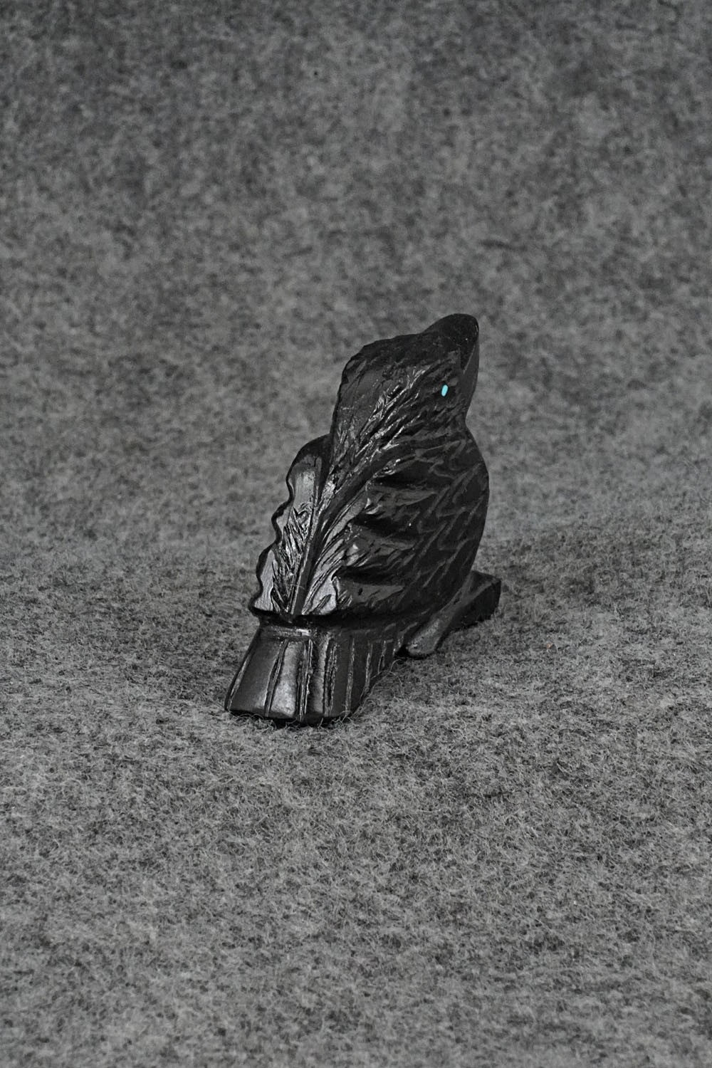 Crow Zuni Fetish Carving - Tony Mackel