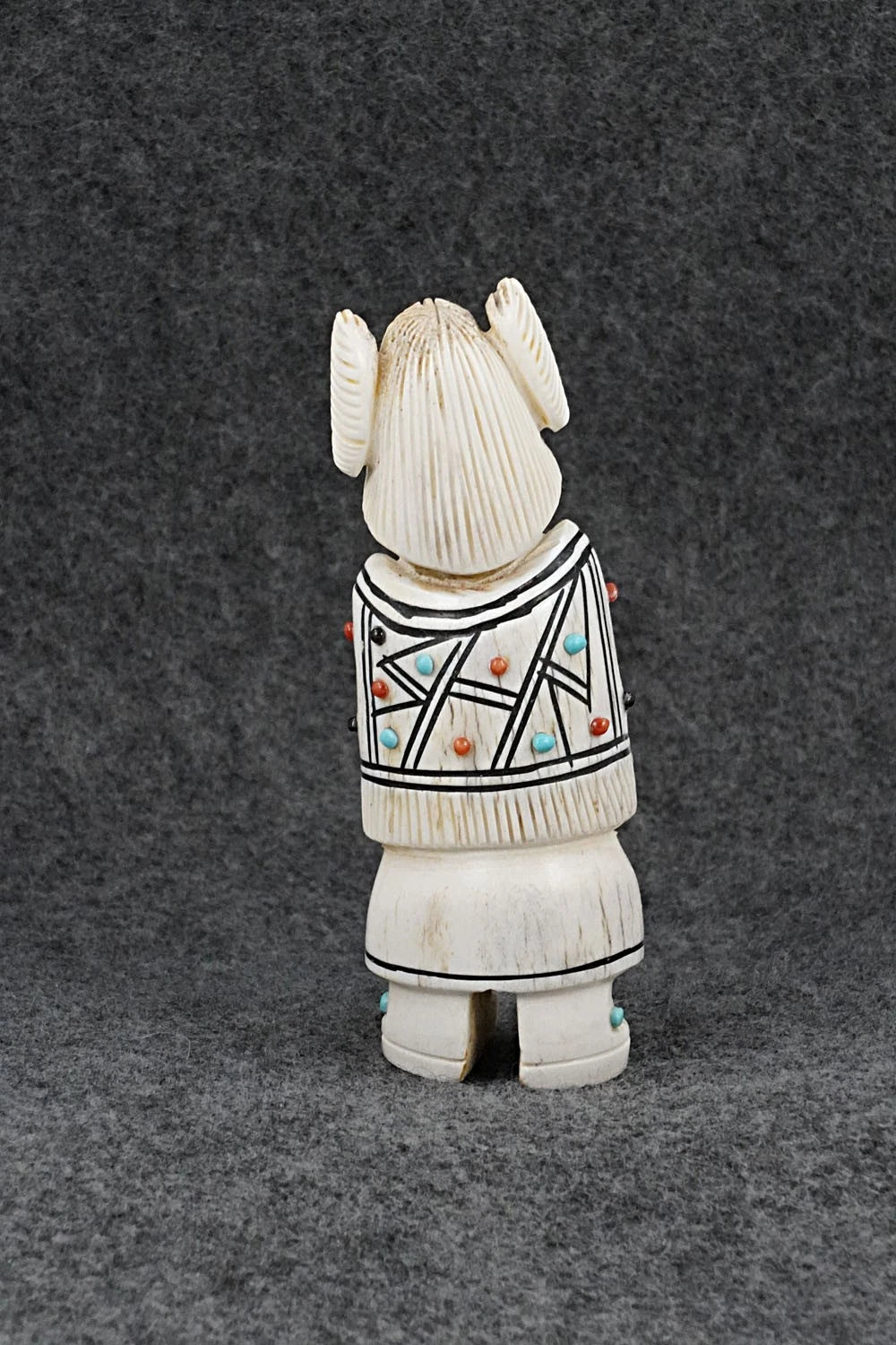 Corn Maiden Zuni Fetish Carving - Claudia Peina