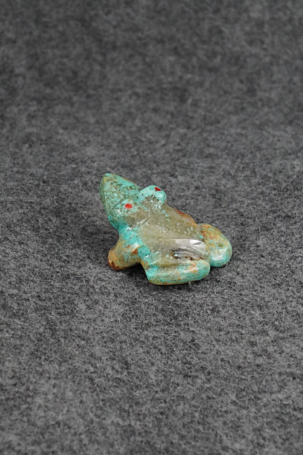 Frog Zuni Fetish Carving - Kenric Laiwakete