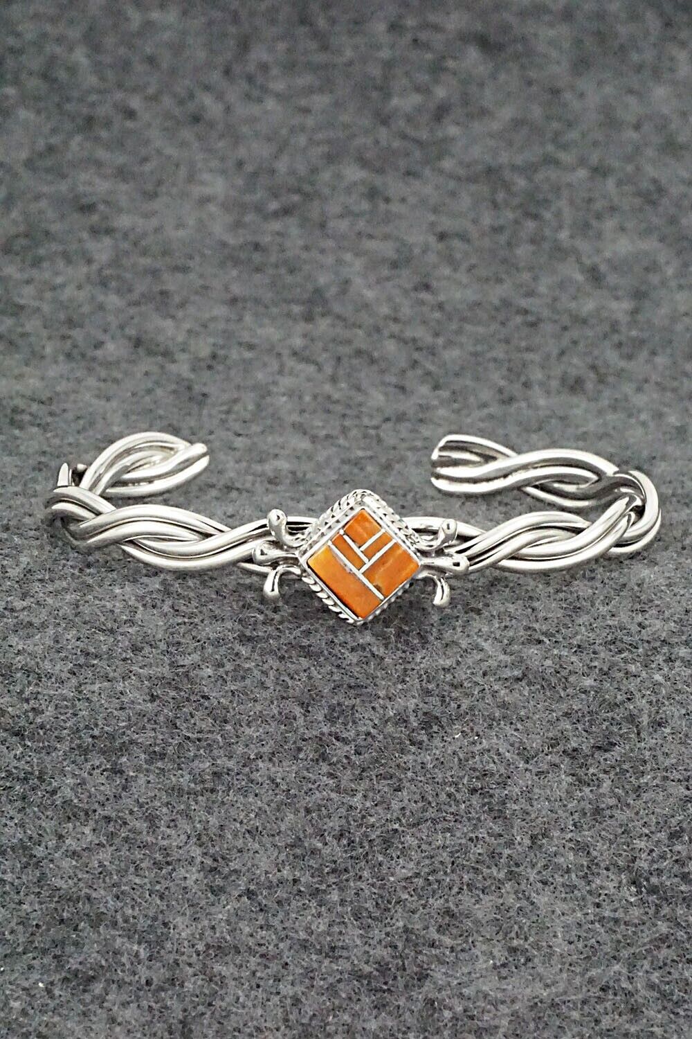 Spiny Oyster & Sterling Silver Bracelet - James Manygoats