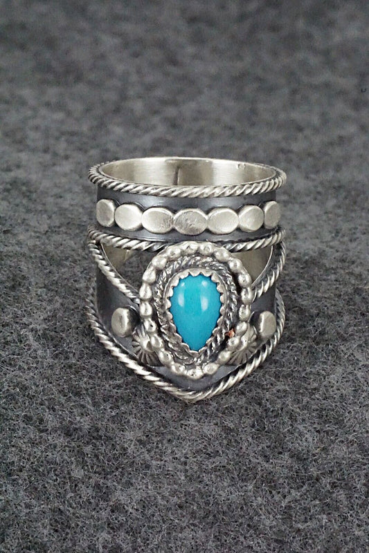 Turquoise & Sterling Silver Ring - Tom Lewis - Size 8