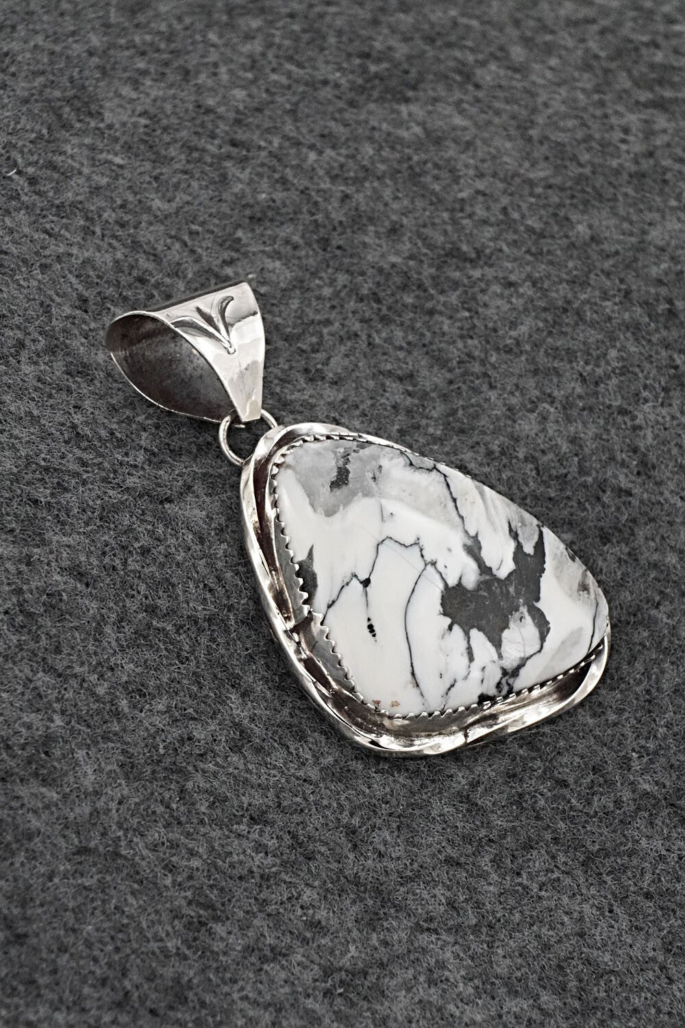 White Buffalo & Sterling Silver Pendant - Ernest Hawthorne