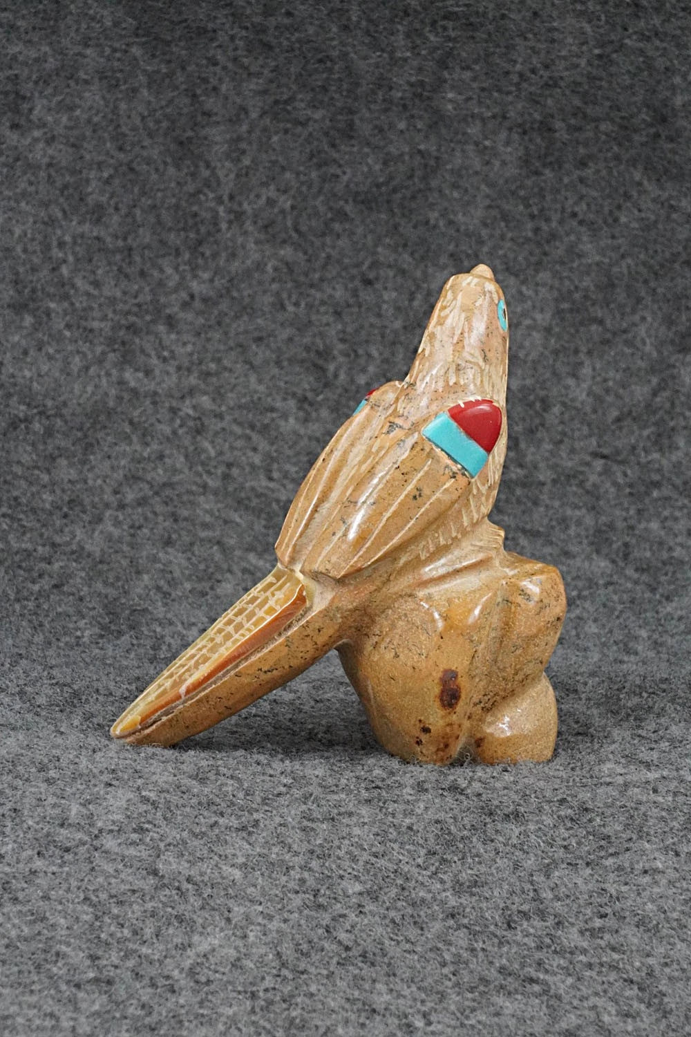 Parrot Zuni Fetish Carving - Freddie Leekya