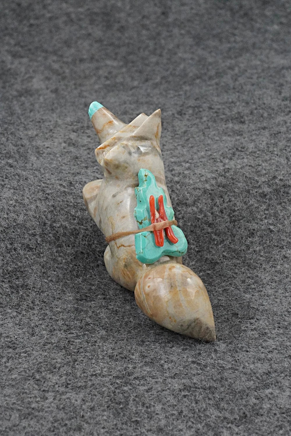 Fox Zuni Fetish Carving - Enrike Leekya