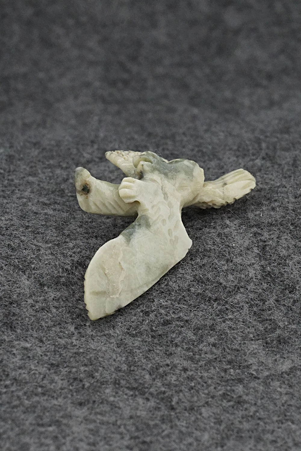 Eagle Zuni Fetish Carving - Cody Cheama