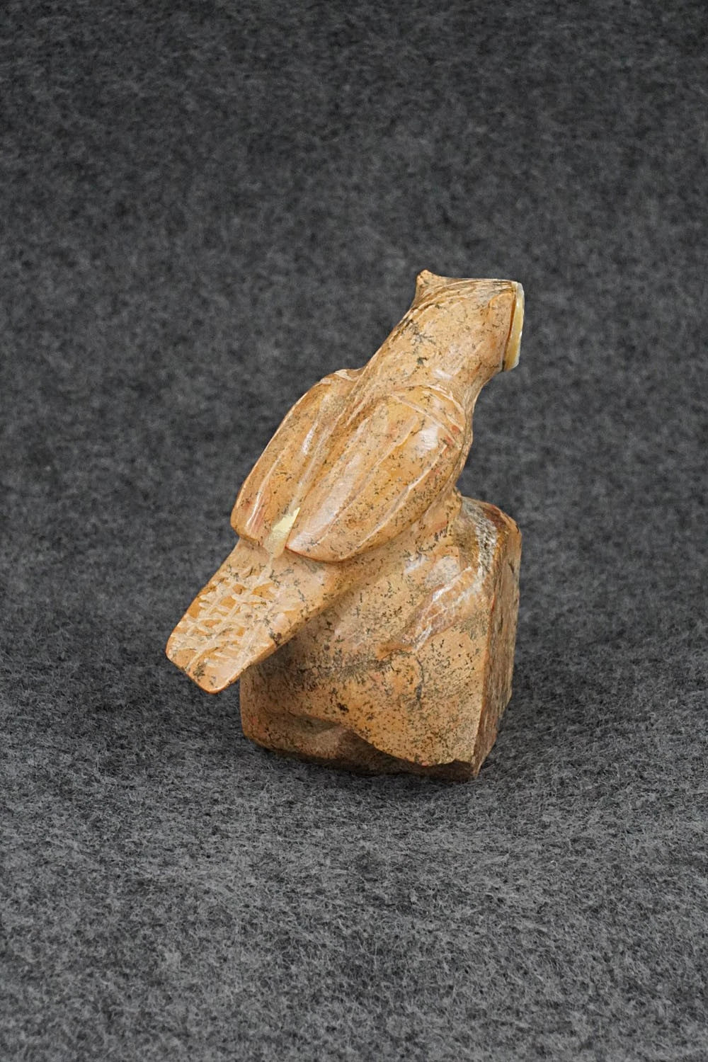 Owl Zuni Fetish Carving - Freddie Leekya